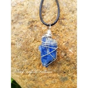 ⭐3 for 25⭐Raw blue kyanite necklace